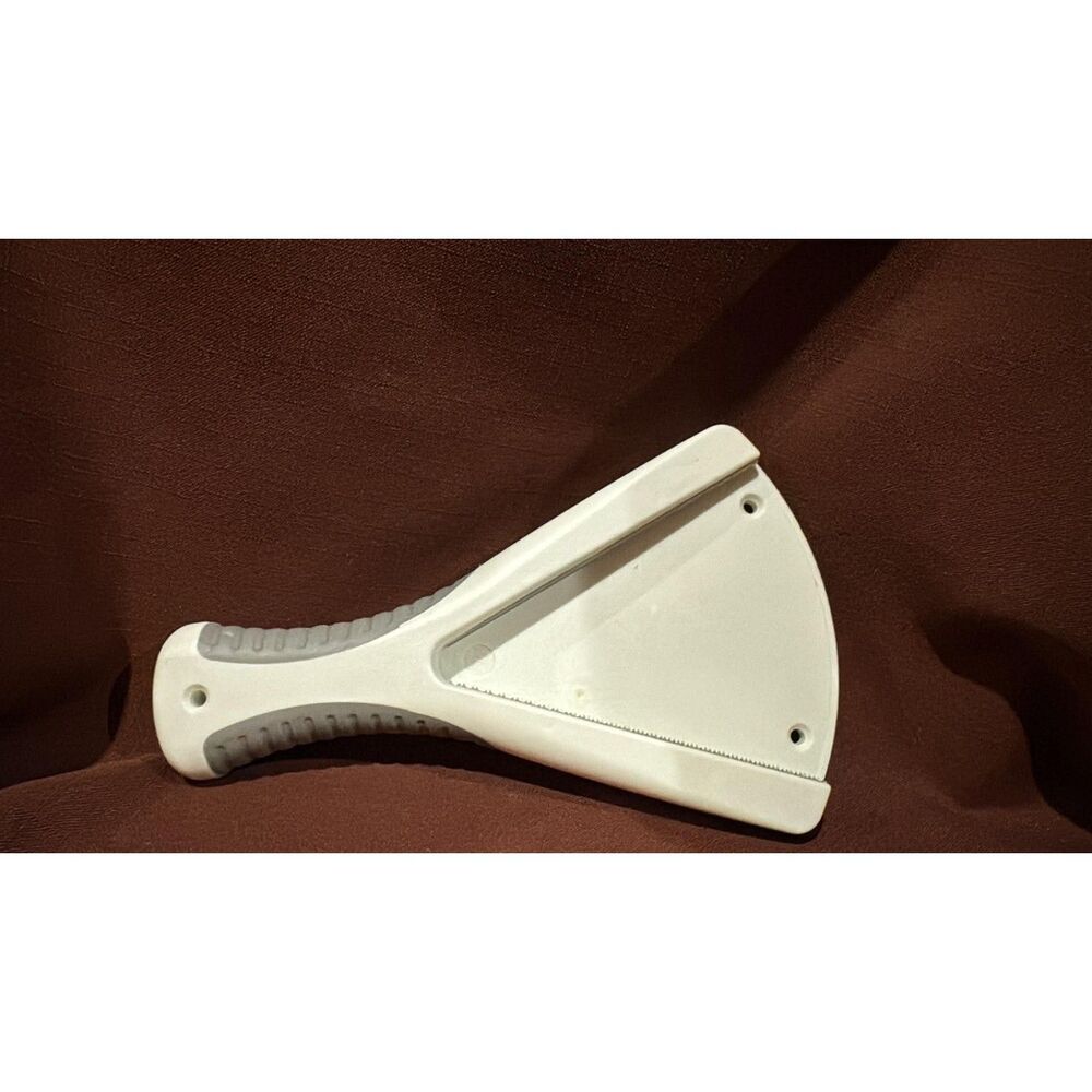 Pampered Chef Jar Opener Handheld or under Cabinet Mount